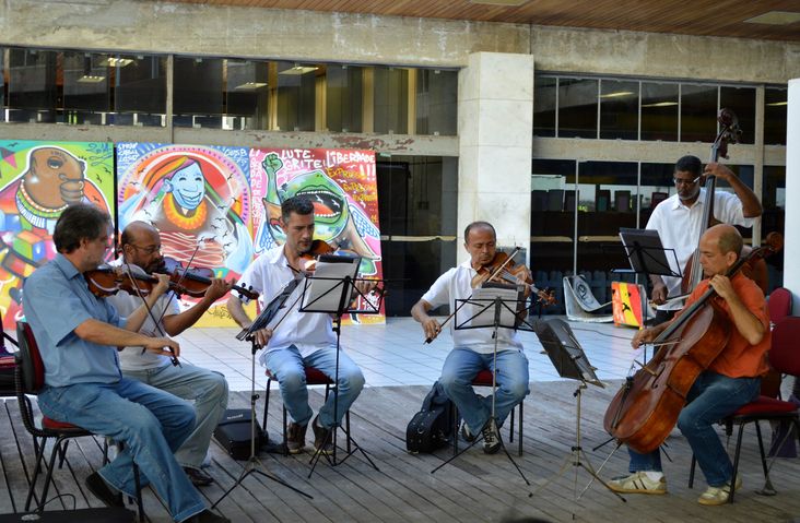 Camerata Bahia Cordas