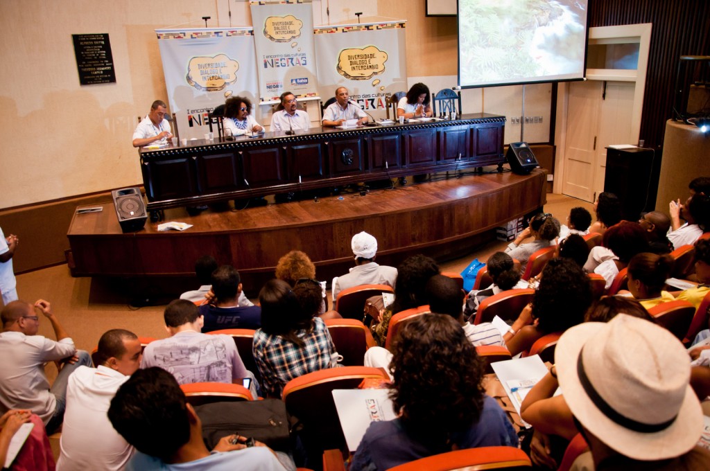 Abertura - foto - julien karl