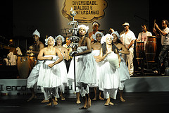 Espetáculo Opaxorô l foto Paulo Munhoz