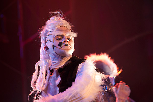 Amor-Barato---Foto-Adenor-Gondim--(1)