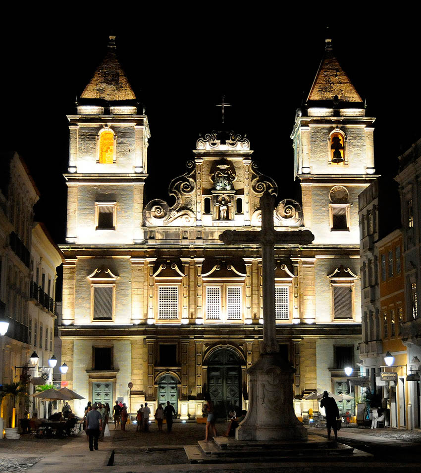 Iluminação-da-Ig.de-sâo-Francisco---ft.-Lazaro-Menezes-(3)