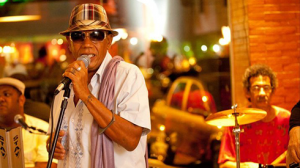 O grupo de salsa Açucar Improviso Latino