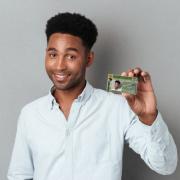 Condutor pode receber CNH na residência através de convênio entre Detran-BA e Correios