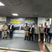 Campanha turística combate o transporte clandestino no aeroporto de Salvador