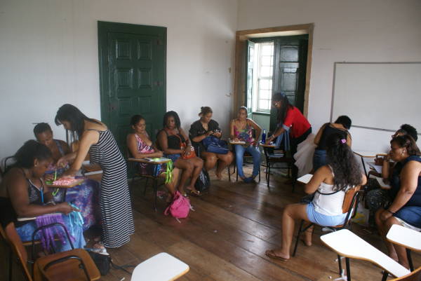 Artevidade - Oficina de Customização em Cadernos e Agendas