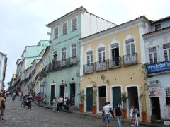 A casa n12 é a amarela