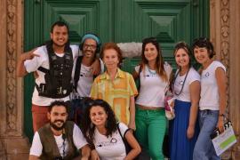 Equipe  com Emília Biancardi - Foto Bárbara Jardim