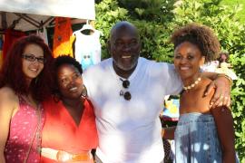 Fotos Lucas Caldas (Alafia Produções) Lazzo cumprimenta expositores