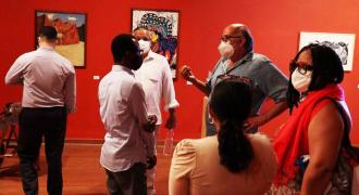 Visita MAM Adido Cultural Angola2