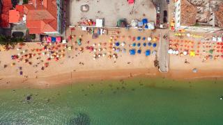 Hiper Praia conta história de vendedores ambulantes da Bahia