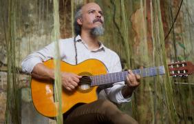 Santana da Silva lança álbum pelo Selo Educadora Independente