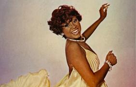 Especial das Seis traz o samba de Alcione no álbum Alerta Geral