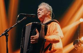 Assista ao show de Flávio José no Palco TVE deste sábado