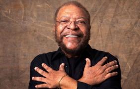 Especial das Seis destaca o álbum Negra Ópera, de Martinho da Vila