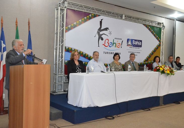 Governador-falou-da-importância-de-aliar-a-vocação-turística-da-Bahia-à-promoção-de-empregos-para-a-população