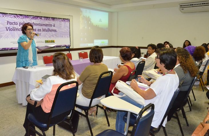 Encontro dos Conselhos de Defesa dos Direitos da Mulher