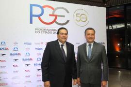 1480071923Cinquenta_anos_PGE_18