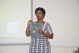 15428301773a_Aula_do_curso_de_Racismo_Institucional_211118_003