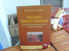 1412252873Lanamento_livros_011014_297