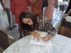 1412252874Lanamento_livros_011014_333