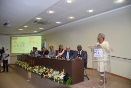 1573577208Lancamento_da_revista_e_selo_Cao_121119_081