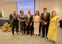 30-01-2025 - Nova diretoria da APEB toma posse em solenidade com presença da Procuradora Geral do Estado (1)