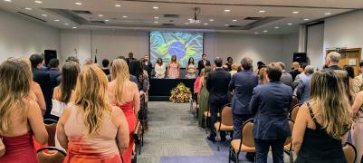 30-01-2025 - Nova diretoria da APEB toma posse em solenidade com presença da Procuradora Geral do Estado (4)