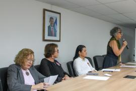 Debate sobre feminicídio e ações de enfrentamento à violência contra a mulher