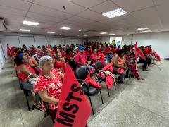 Sedur recebe representantes do MSTS em ato por moradia digna na Bahia
