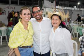 87FEC136-6ACB-48A7-911B-DBCC81143111