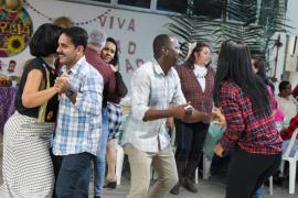 B9298490-0BD5-4972-A609-EFD857BEED48