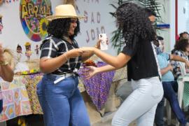 FE329EDC-9709-4830-9648-15DBAA521C2D