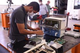 Senai Cimatec realiza manutenção de respiradores mecânicos para unidades de saúde