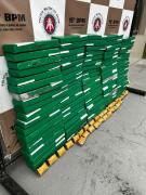 Transportador do tráfico localizado com 95 quilos de drogas