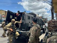 Polícia Civil ocupa a Capelinha de São Caetano, em Salvador