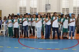 600 jovens aprendem com o Proerd da PM a se afastarem das drogas