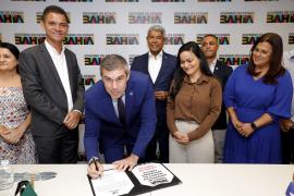 Governo e Prefeitura discutem ações e projetos para Lauro de Freitas durante reunião em Salvador