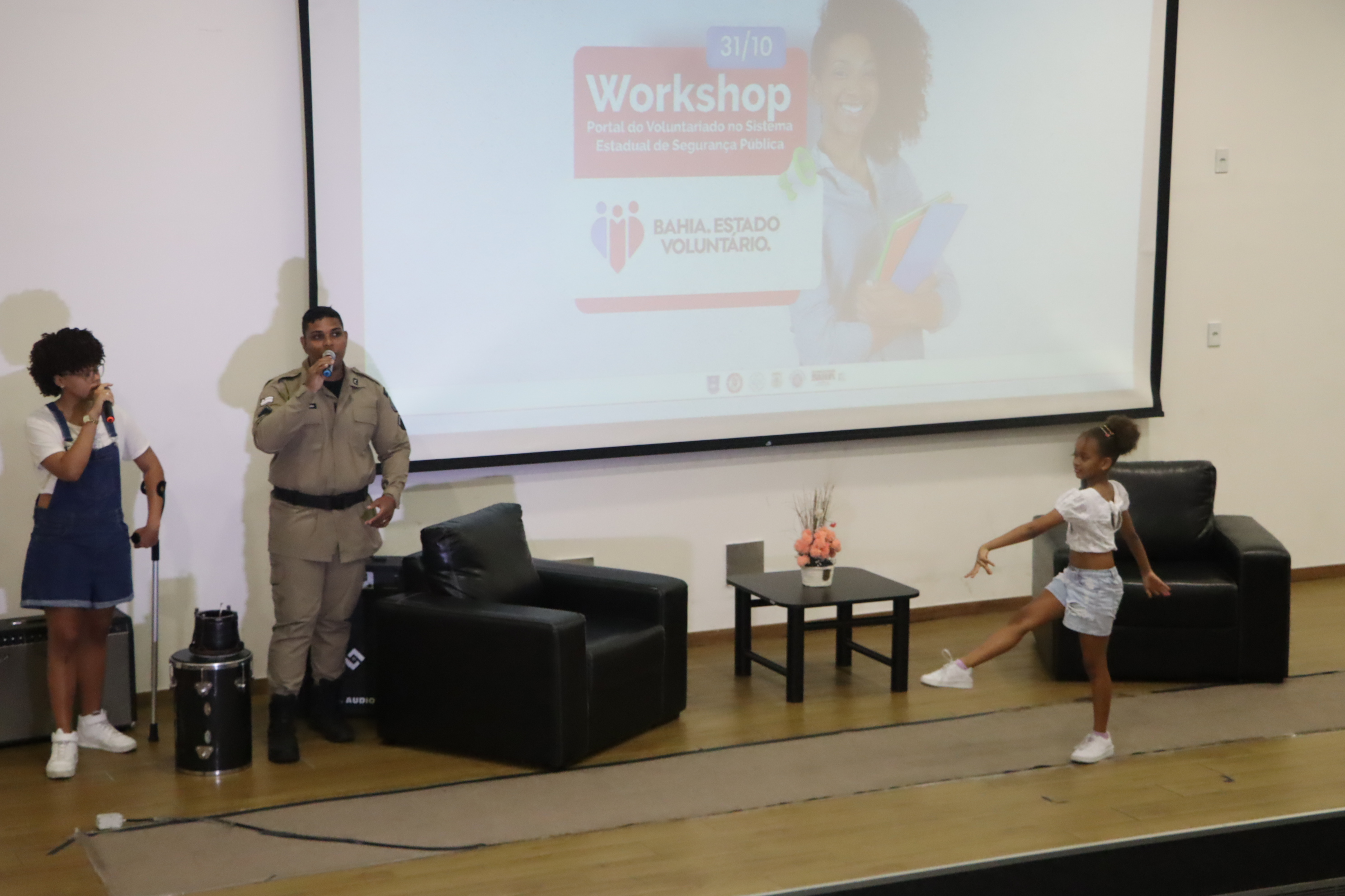  Workshop apresenta Programa Bahia. Estado Voluntário para 19 bases comunitárias