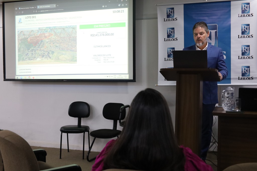 Leilão do antigo Centro de Convenções