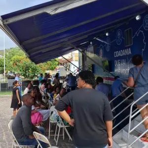 Cachoeira e Feira de Santana recebem atendimento gratuito do SAC Móvel
