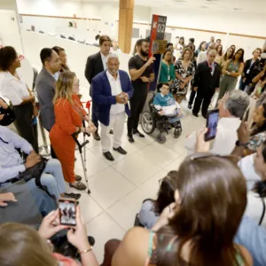 Estado inaugura primeira central de atendimento inclusiva da Bahia