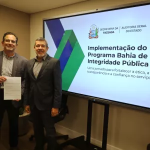 Secretário Rodrigo Pimentel e auditor geral do Estado Luis Augusto Peixoto Rocha