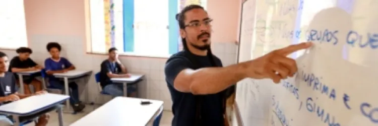 Estado convoca 1.677 novos profissionais da Educação, nesta quarta-feira (25)