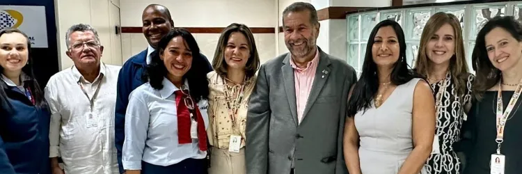 Ministro Carlos Lupi inaugura unidade do INSS no SAC Comércio