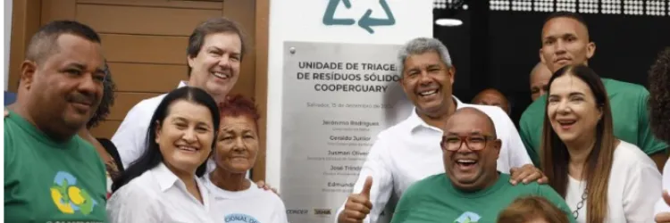 Catadores de material reciclável ganham primeiro galpão de triagem em Salvador