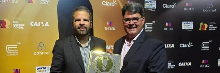 Plataforma de serviços públicos digitais da Bahia (www.ba.gov.br) ganhou o primeiro lugar na categoria Governo Estadual, na edição atual, conquistando o bicampeonato da premiação pelo voto popular