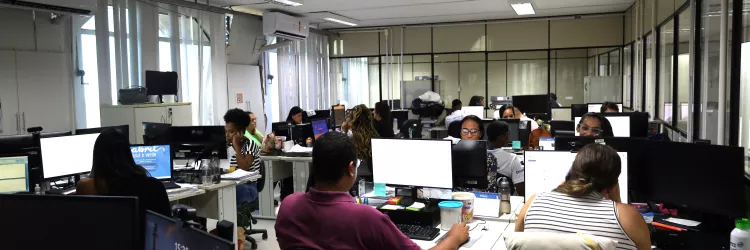 A Secretaria da Administração (Saeb) publicou no Diário Oficial do Estado (DOE), desta quinta-feira (05), Instrução Normativa para compensação de horas não trabalhadas no dias 20 e 23 de junho. 