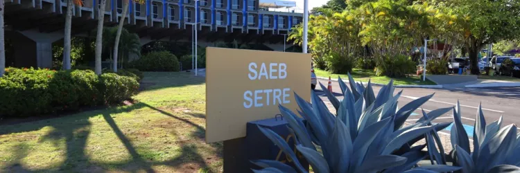 Fachada da Saeb, no CAB