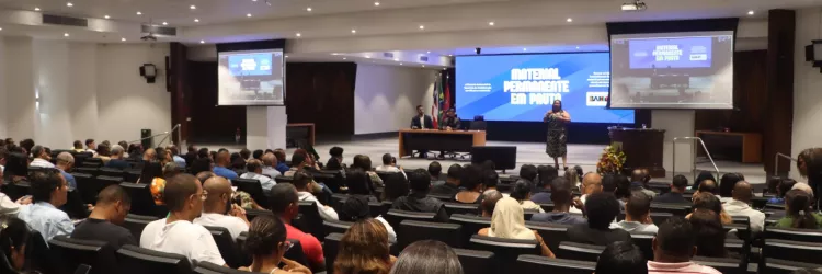 Realizado pela Secretaria da Administração (Saeb), o evento contou com a presença de cerca de 200 participantes presencialmente, além do público que assistiu transmissão pelo canal da Saeb no YouTube 