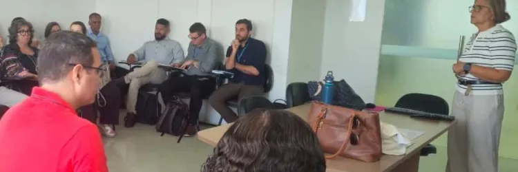 Instrutora Edivânia Landim atuando como consultora interna do Estado